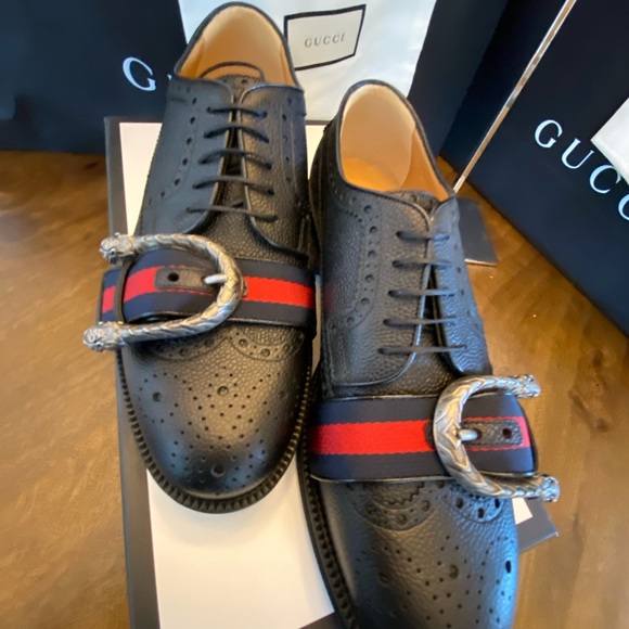 Gucci MEN'S MARTIN BROGUE LEATHER BUCKLED SHOES - Picture 12 of 13
